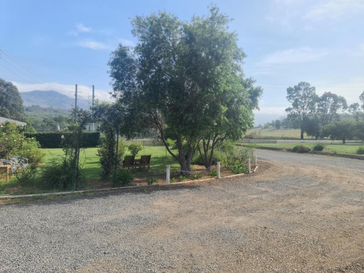 Valley View Motel Murrurundi Extérieur photo